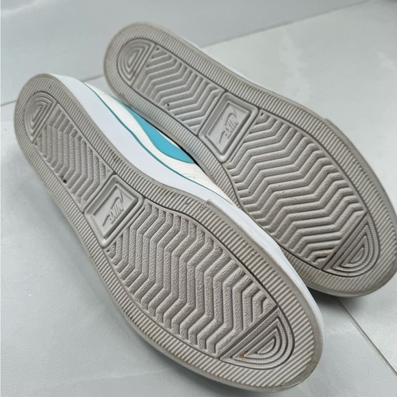 Nike sneakers - Picture 5 of 8